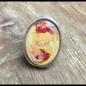 NWOT Classic Hardware | Faith Ring | Size 6 US
